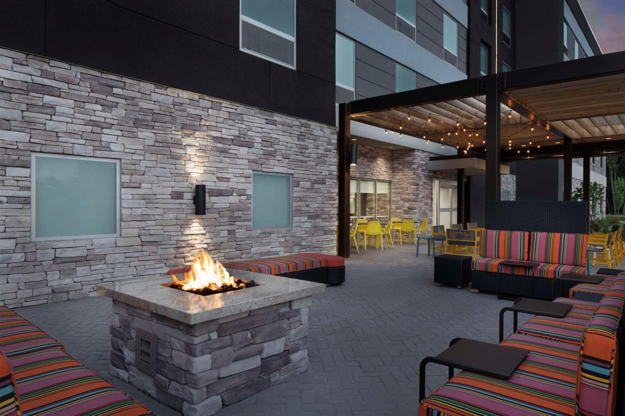 Home2 Suites By Hilton Poughkeepsie Extérieur photo